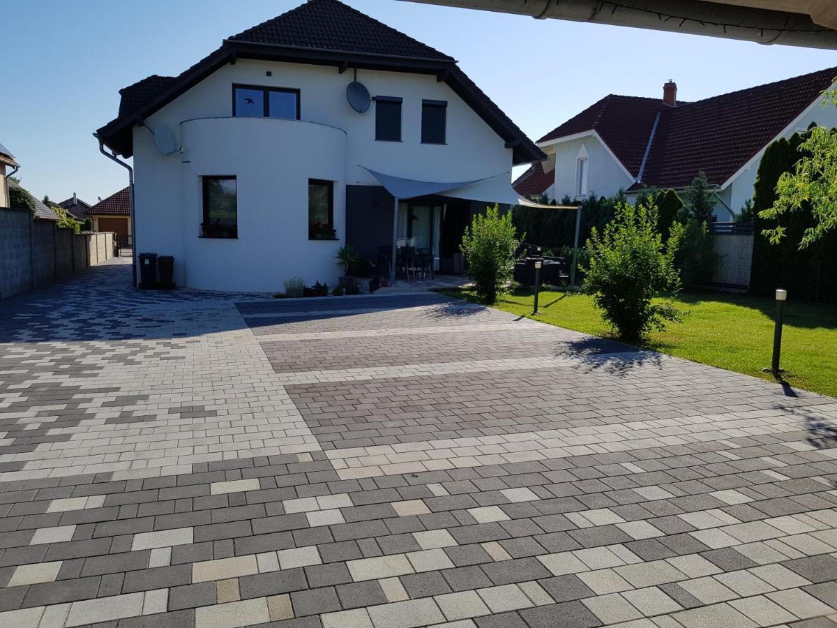 Honfoglalas Apartment Buk Exterior foto