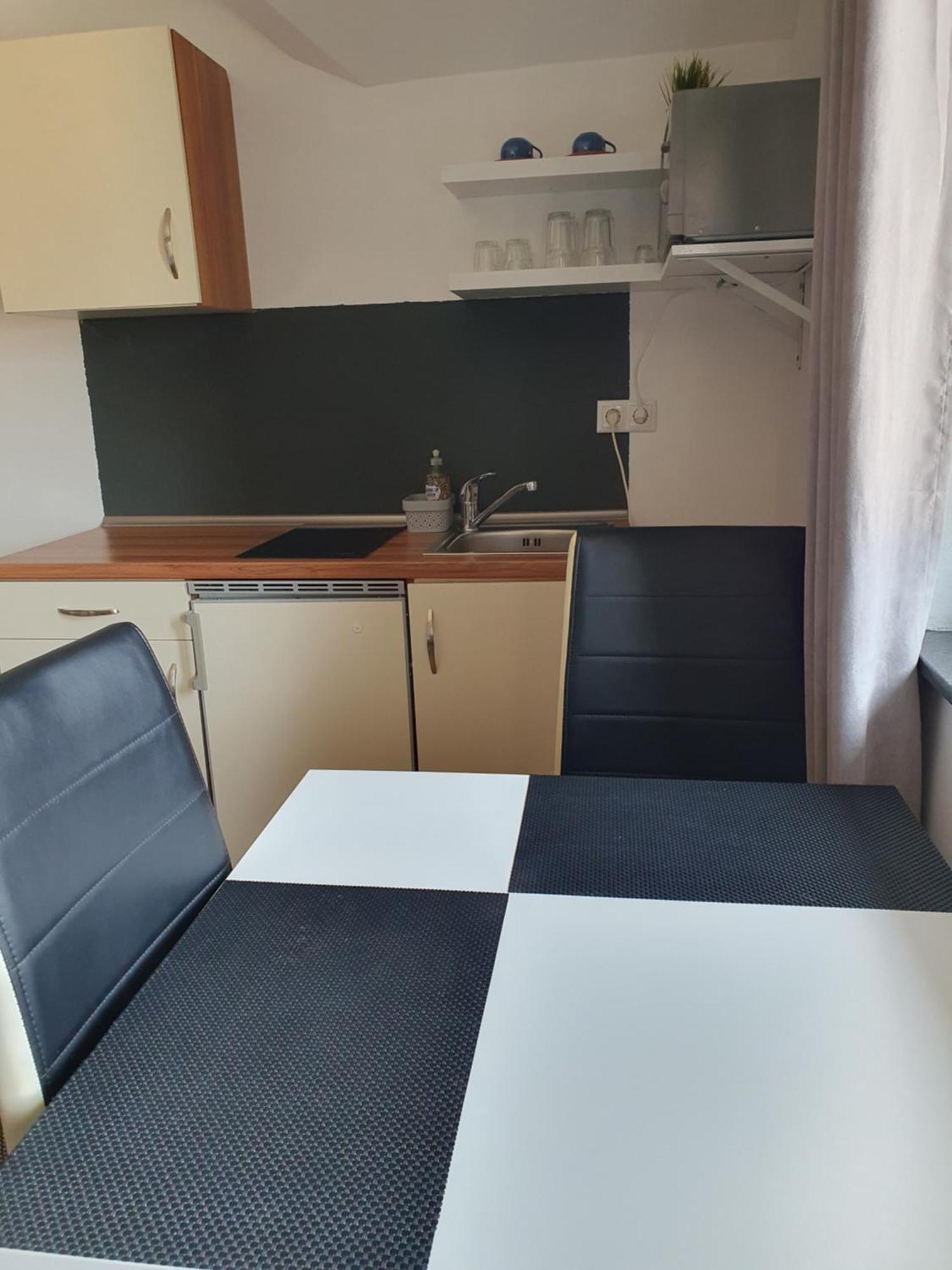 Honfoglalas Apartment Buk Quarto foto